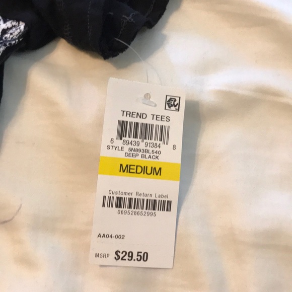 Brand new INC, reptile print v-neck T-Shirt. - Picture 3 of 6